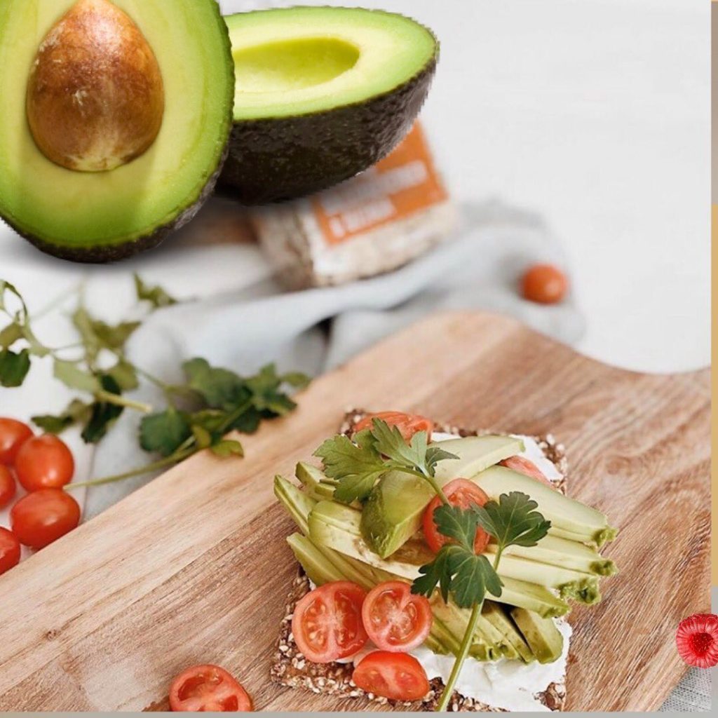 tartine avocat tomate cerise