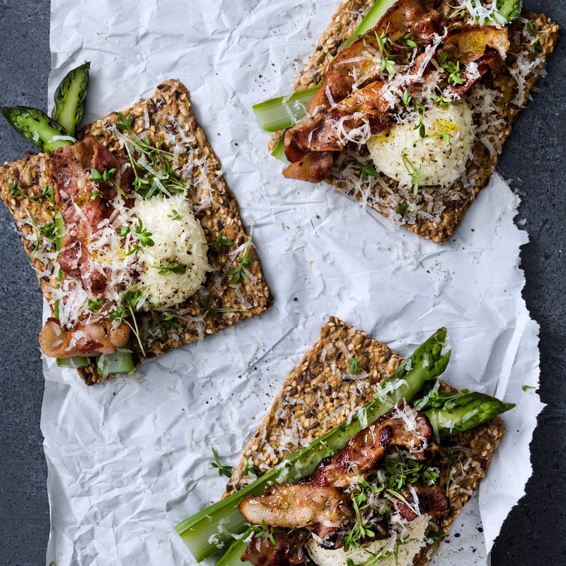 tartine asperge bacon oeuf