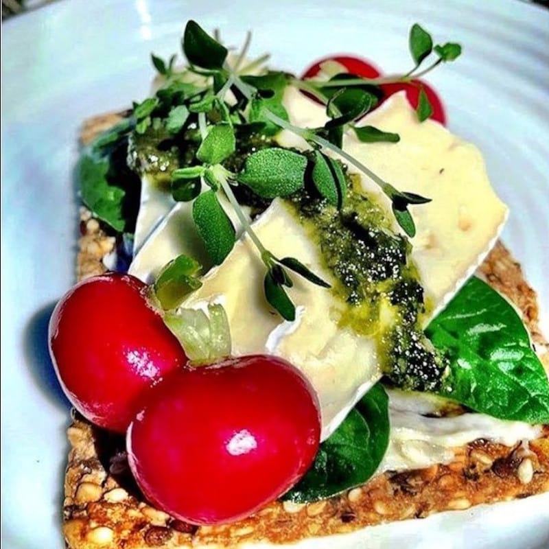 brie de meaux radis glacés miel 800x800